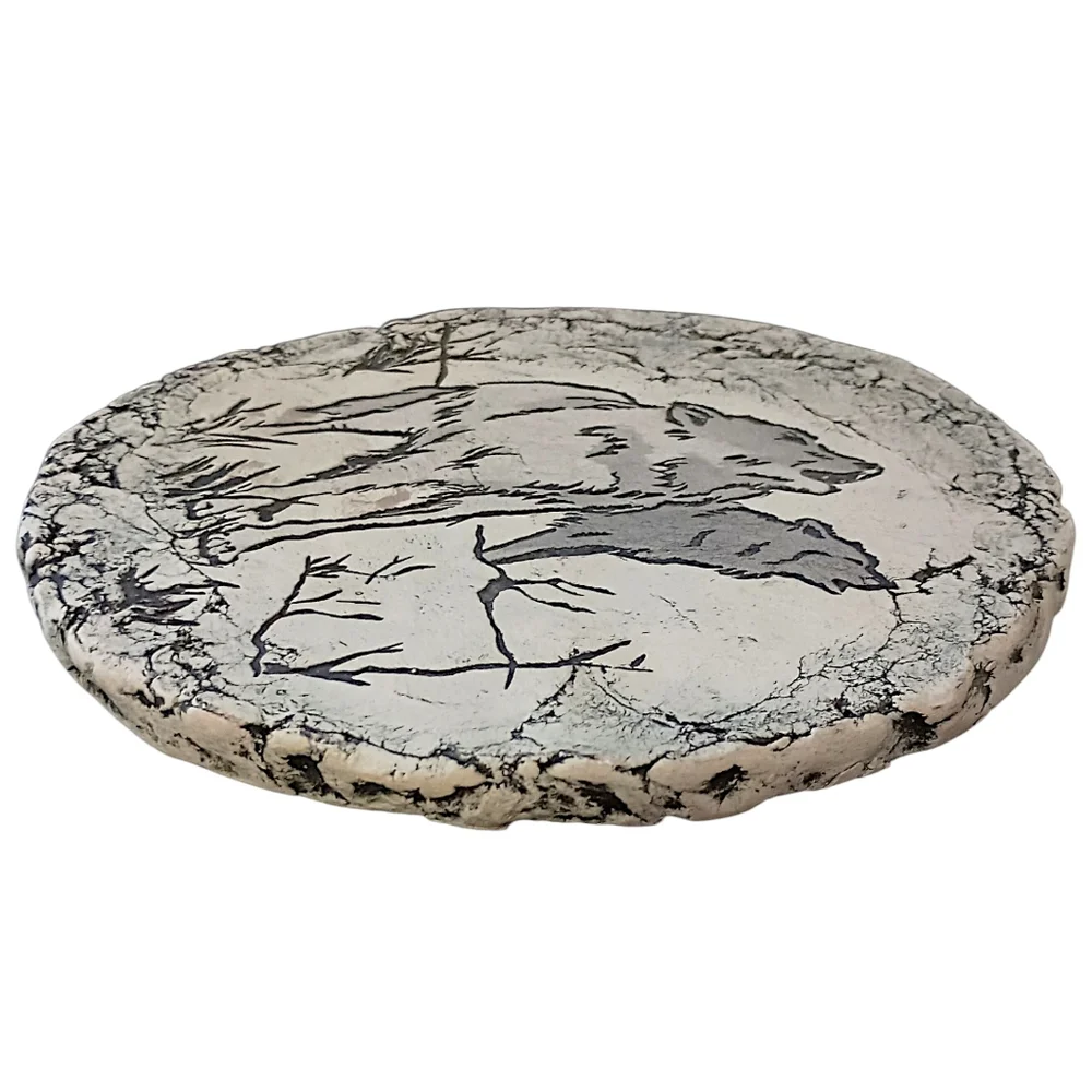 Shapes of Clay Wolf Howling Plaque Decor Round Hand Painted Mt St Helens Ash Vtg